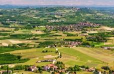 Soggiorno Alba e degustazione vini tipici