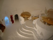 Notte in Igloo Village (durante la settimana)