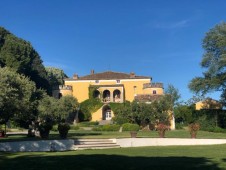 Notte romantica in castello per coppia Calabria