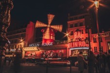 Serata di Cabaret al Moulin Rouge Parigi