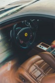Guida una Ferrari 458 Italia 30 minuti