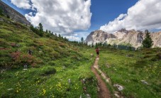 Passeggiata Romantica a Cavallo con Aperitivo 