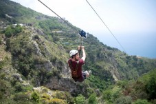 Volo singolo in zipline a Salerno