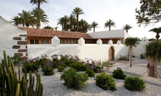 Guided tour in Gran Canaria with wine and cheese tasting