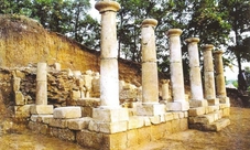 Historical spa and winery tour from Sofia