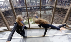 Biglietti salta fila per la Torre Eiffel, tour di Parigi e crociera sulla Senna