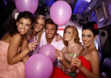 Limousine di lusso per la sposa e le sue amiche!