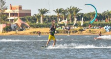 Corso di Kitesurf di 1h e 30 minuti