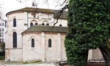 Guided tour of Notre Dame, Ile de la Cité and Wine Tasting