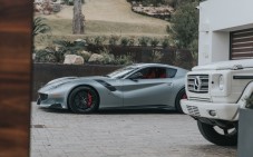 Guida una Ferrari F12 Berlinetta 120 minuti