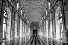 Weekend a Torino per due con Ingresso alla Reggia di Venaria