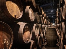 Cantine Lungarotti: Visita e Degustazione in Umbria