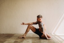 Lezione privata di Vinyasa Flow yoga in presenza