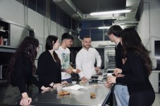 Lezione di cucina di pasticceria a Roma Gelato Tiramisù e Cannoli 