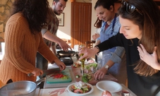 Tour del mercato di Atene e lezione di cucina greca