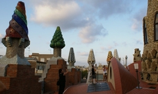 Fast track tickets to visit five Gaudí's monuments in two days with lunch