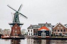 Tour in bus hop-on hop-off tra i villaggi olandesi con esperienza This is Holland