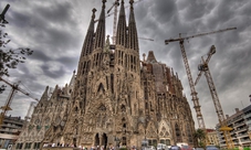 Visita guidata alla Sagrada Familia e tour modernista su Passeig de Gracia