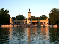 Viaggio Regalo Esperienza a Madrid