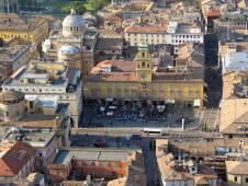 Salita torre degli Asinelli e degustazione prodotti tipici