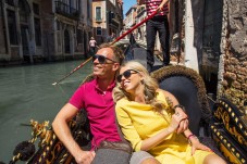 Proposta di Matrimonio a Venezia: Giro Romantico in Gondola