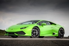 2 Giri in Lamborghini Avio su Pista da Passeggero a Torino