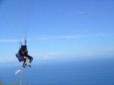 Volo in parapendio biposto