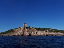 Escursione in Barca in Puglia: Grotte, Mare e Relax