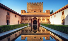 Albaizyn e Sacromonte: tour a piedi e trenino turistico di Granada hop-on hop-off