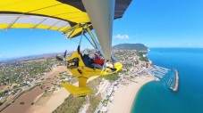 Volo su deltaplano sulla Riviera del Conero con aperitivo e video con camera 360 gradi