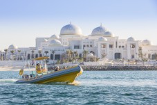 Tour panoramico di Abu Dhabi in barca