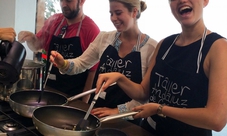Spanish cooking class and Triana market guided visit