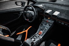 Guida Lamborghini Huracán a Rovigo - 8 giri autodromo Adria International Raceway 