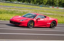 Tre giri in pista con Ferrari 458 Italia