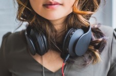 Veho On Ear Wireless Bluetooth Headphones