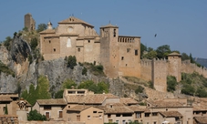 Guided tour to Alquézar from Barcelona with wine tasting