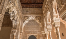 Granada musulmana - Tour guidato dell'Alhambra e ingresso ai Bagni Arabi