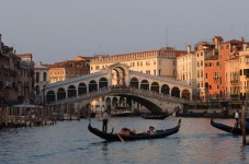 Viaggio romantico di coppia a Venezia 