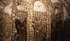 Roma: tour dei sotterranei, tra cripte e catacombe