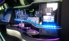 Tour of Dubai in limousine