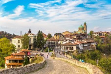 Tour di un'intera giornata a Veliko Tarnovo e Arbanasi Bulgaria da Bucarest