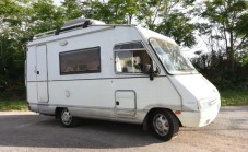 Cofanetto Regalo Camper Vintage – 7 Giorni di Avventura