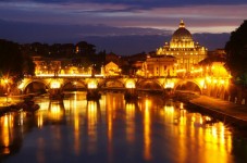 Addio al Celibato a Roma: Disco con tavolo