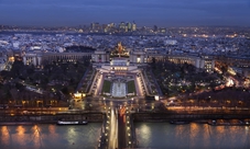 Cena sulla Torre Eiffel e crociera serale sulla Senna