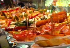 Tapas tour in scooter autobilanciato a Madrid
