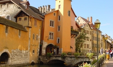 Gita di mezza giornata ad Annecy con partenza da Ginevra