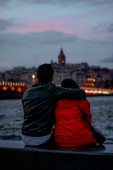 Berlino: soggiorno per 2 e crociera serale in yacht con aperitivo