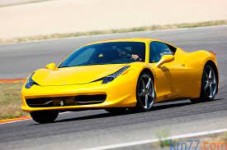 Giro in pista con Ferrari 458 Italia