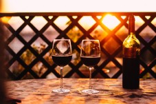 Tramonto sui Colli Bolognesi con Aperitivo e Cena per Due