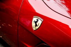 Test Drive Ferrari con Degustazione per Due